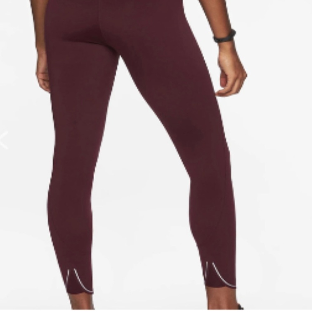 Athleta Run Free 7/8 Tight - NWT, Sz S